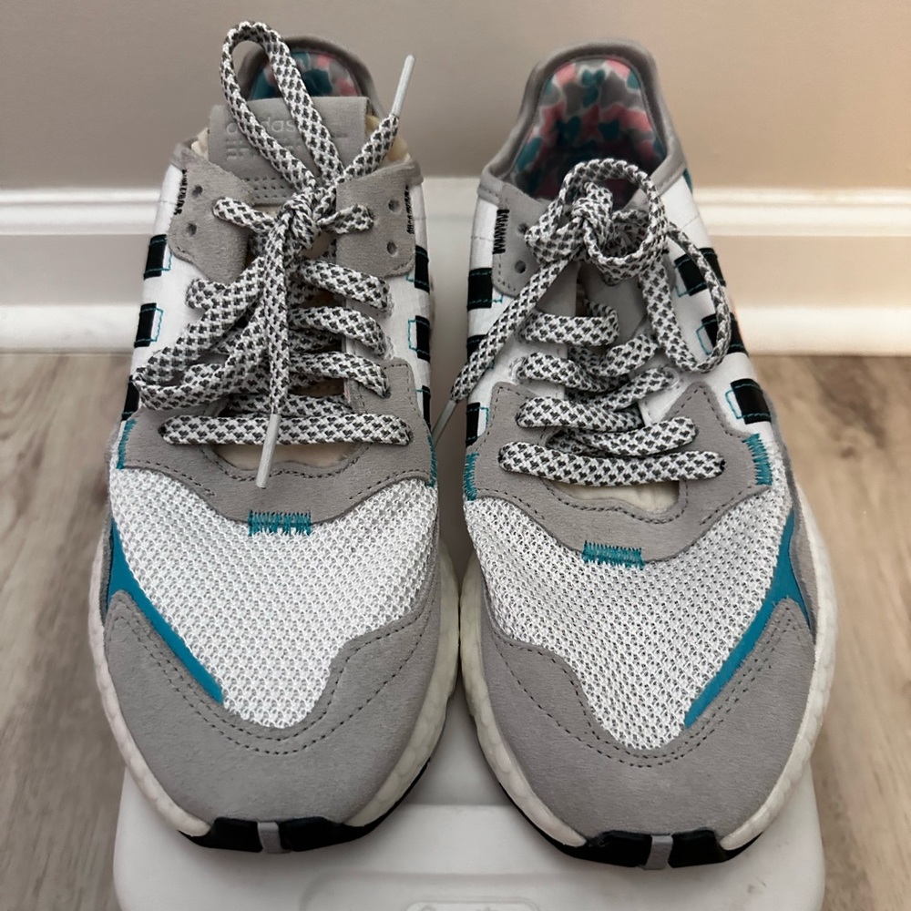 Women Sneakers